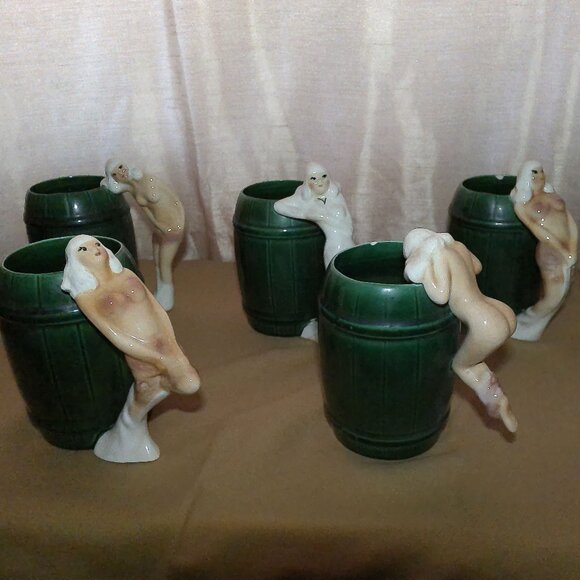 Horvath Brayton Laguna green barrel mugs - Picture 1 of 16